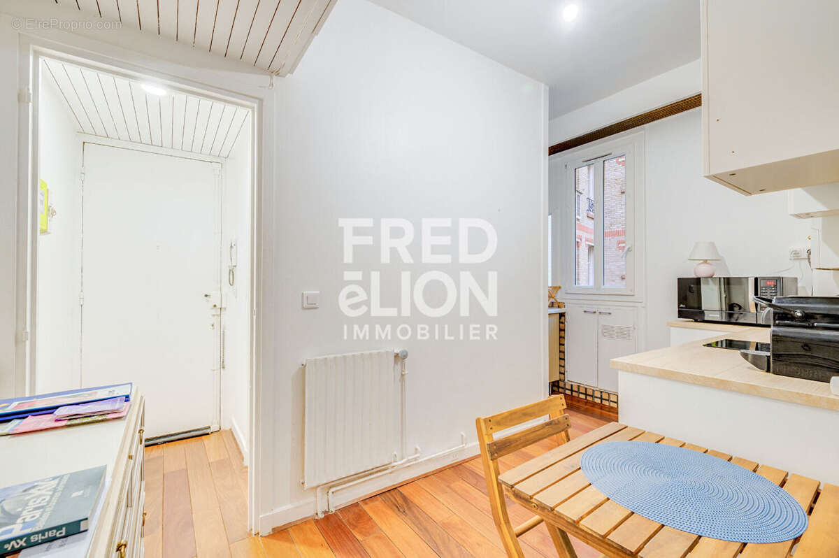 Appartement à PARIS-15E