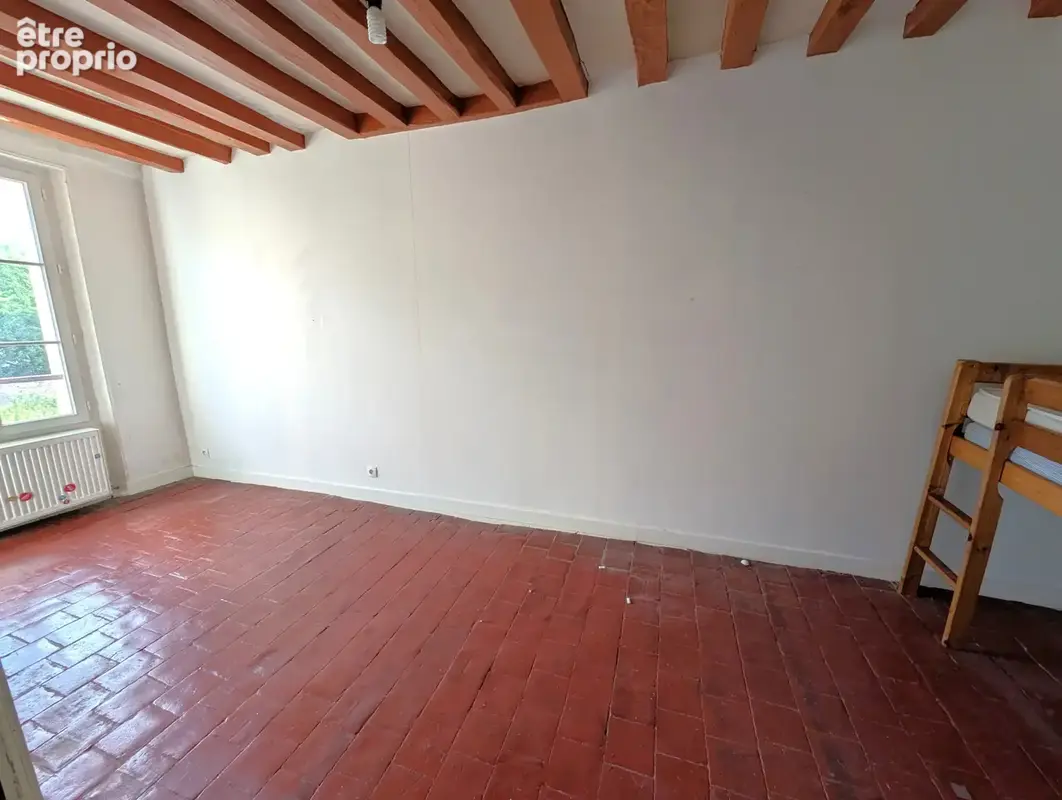 Maison ancienne avec 5 chambres au centre de la Ferté Loupière de 192m2 habitables sur jardin de 280m2 et jard - photo 10