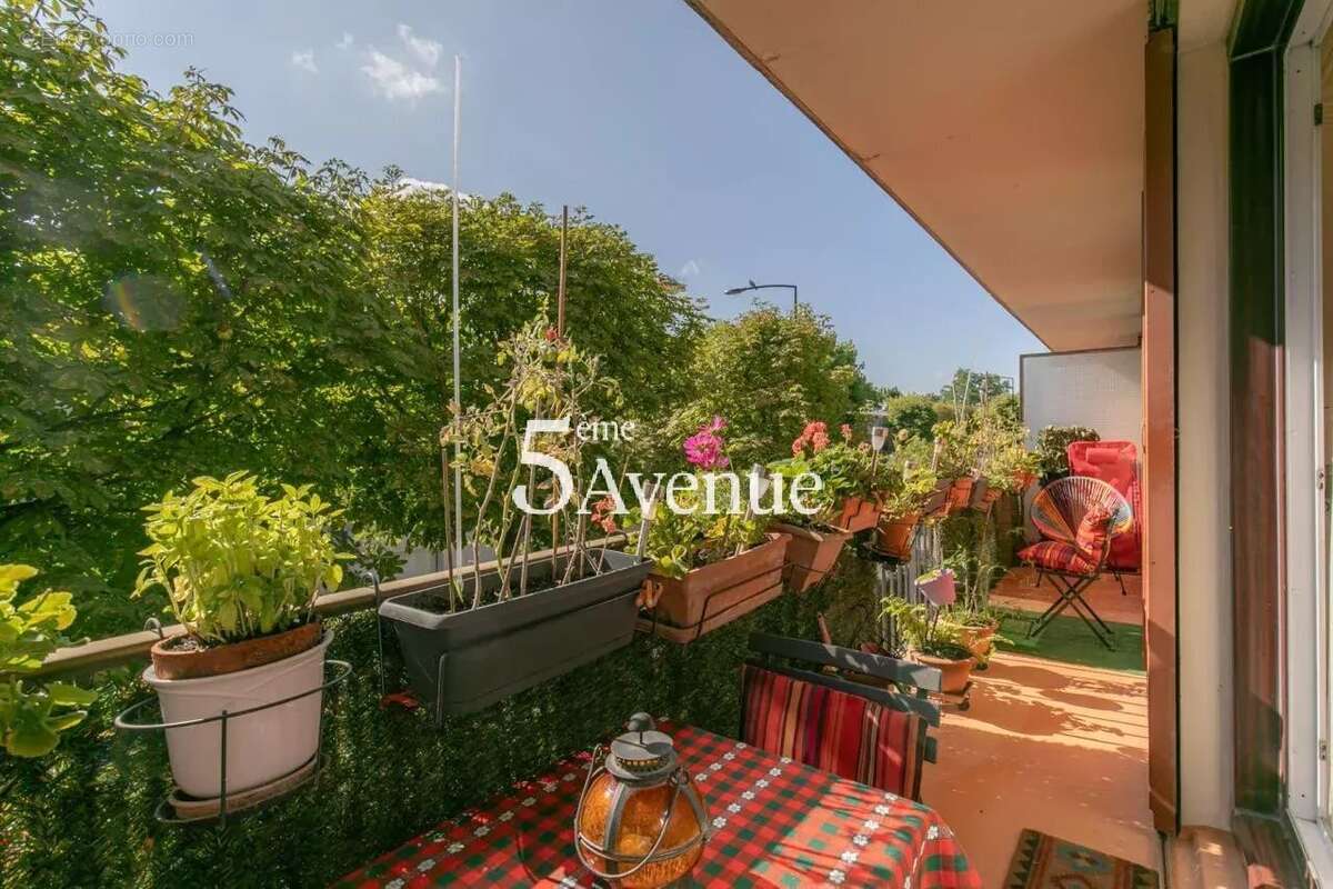 Appartement à SAINT-MAUR-DES-FOSSES