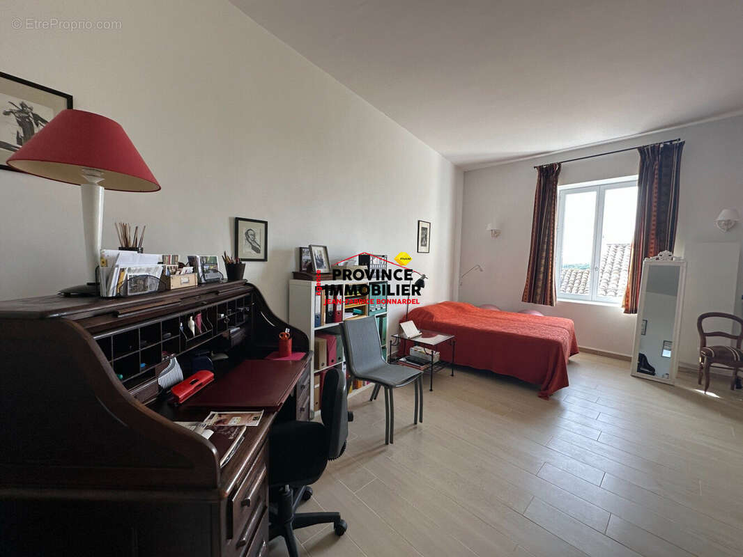 Appartement 160 m² à Grignan  - photo 9