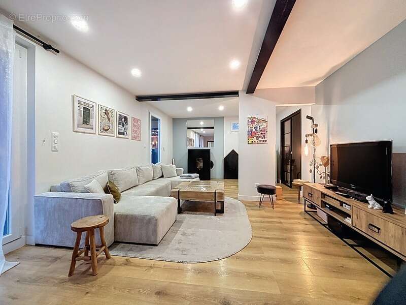 Maison à vendre 7 pièces TINQUEUX (51) - photo 3