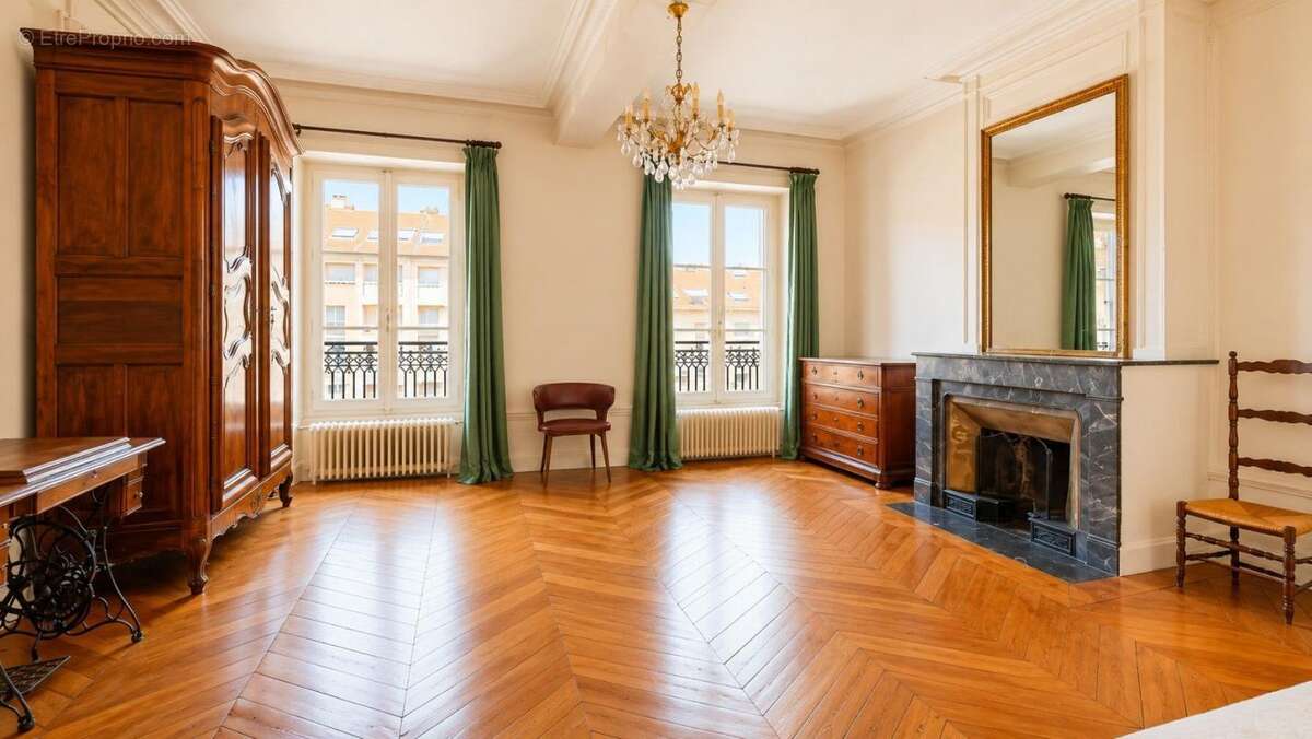 Appartement à LYON-5E