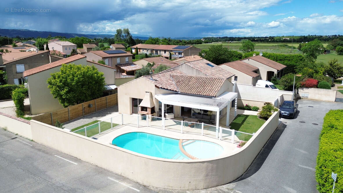 Maison à BOURG-LES-VALENCE