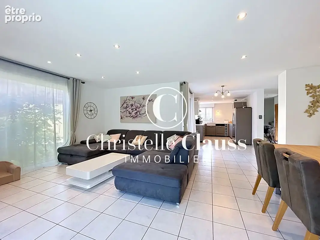 BURNHAUPT-LE-BAS - Maison familiale de 181 m²  tout confort avec piscine chauffée - photo 5