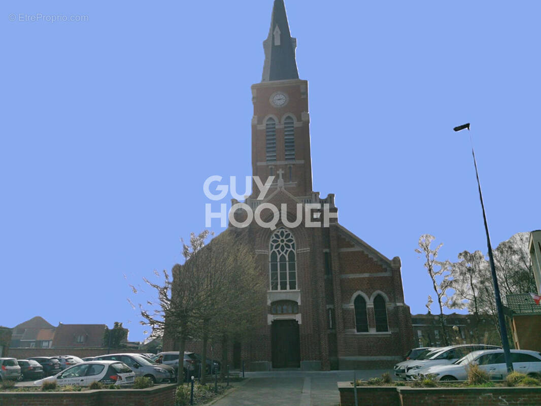 Maison à LA CHAPELLE-D'ARMENTIERES