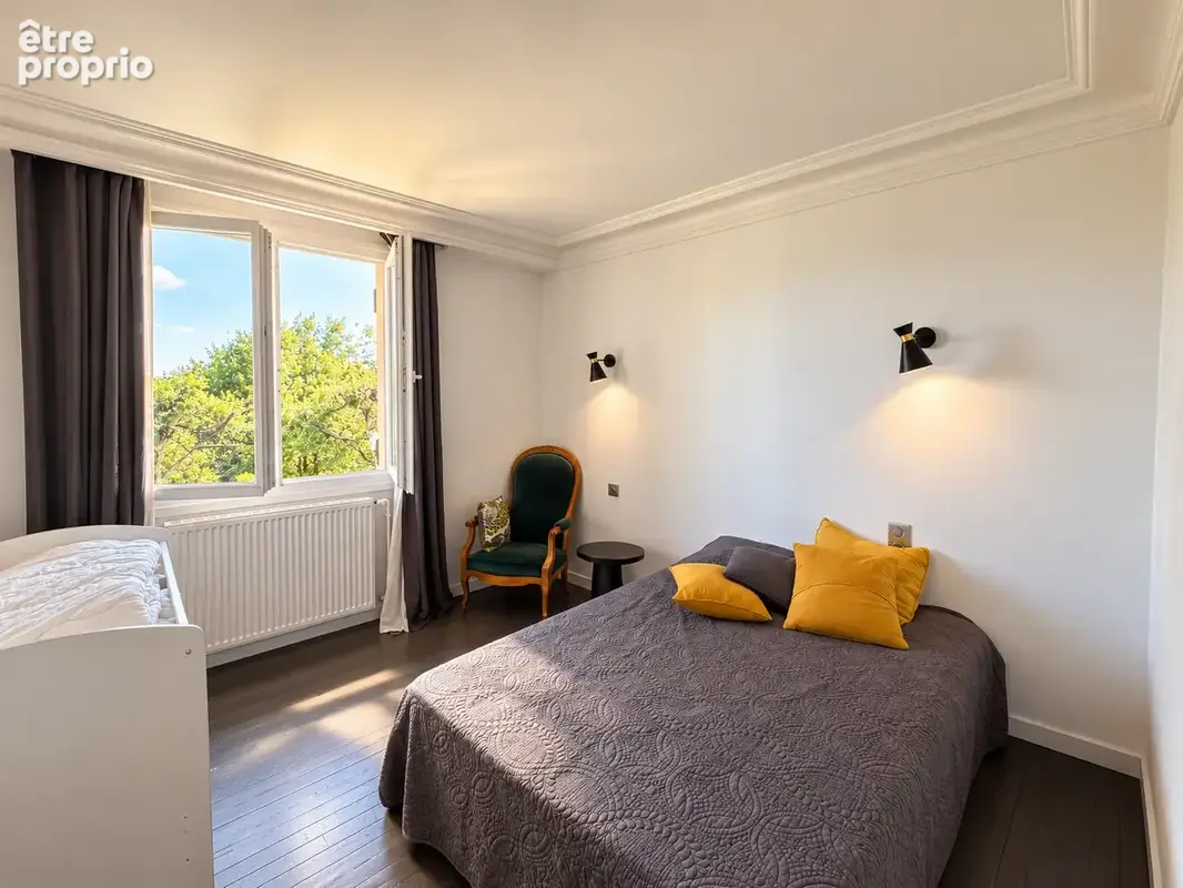 Propriété de 232 m2 avec piscine et jardin paysager - photo 13