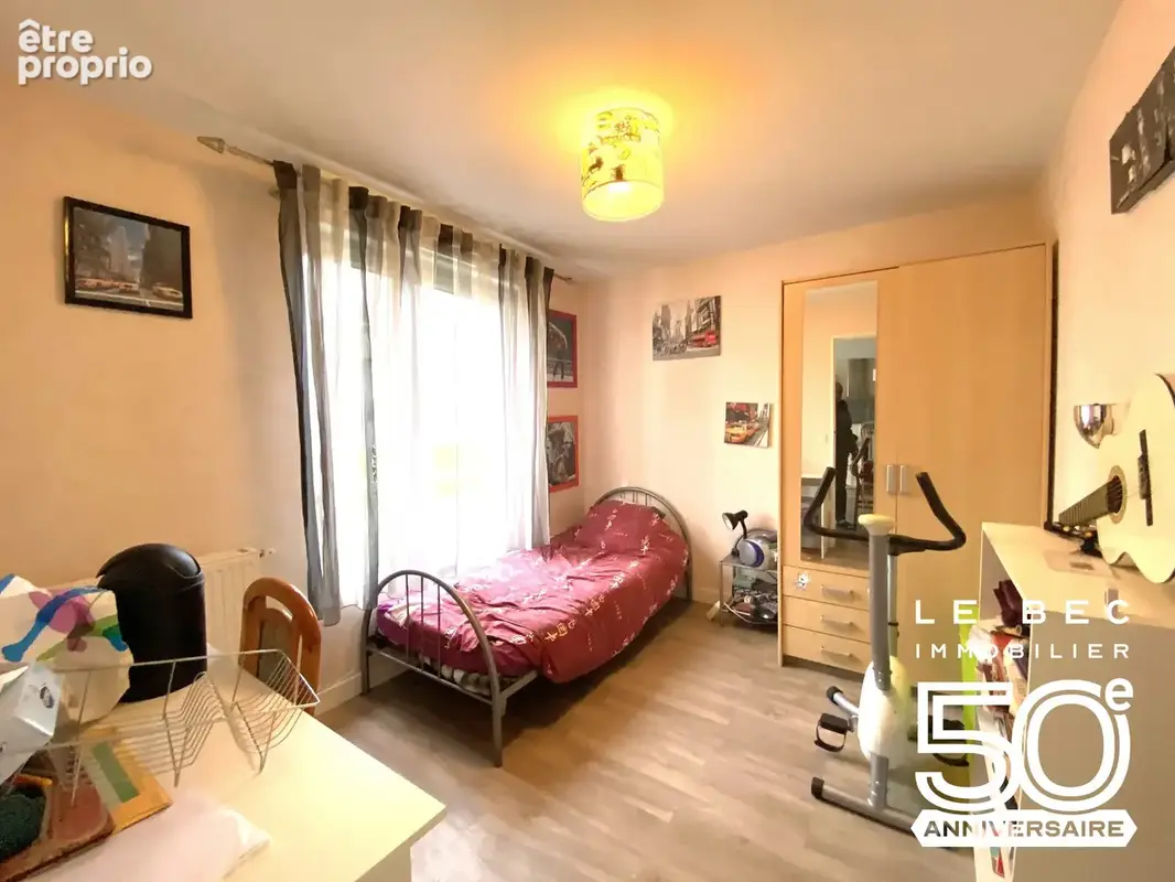 Appartement 64 m² à Saint-Ave  - photo 7