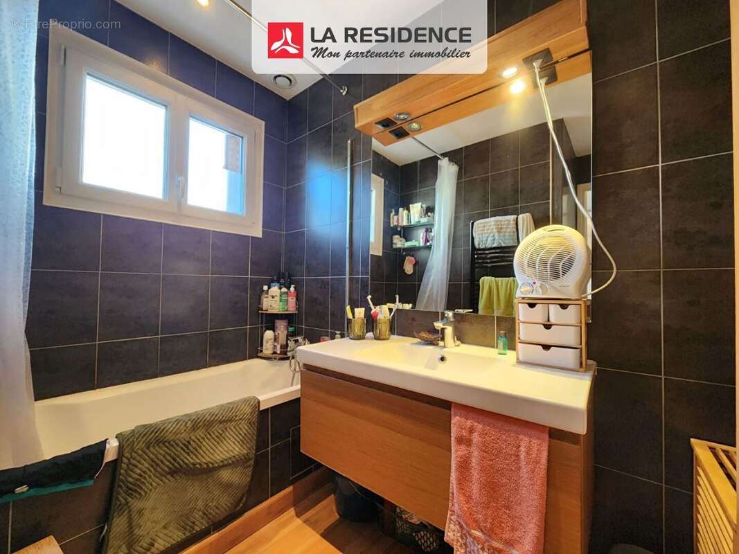 Maison 114 m² à Conflans-Sainte-Honorine  - photo 7