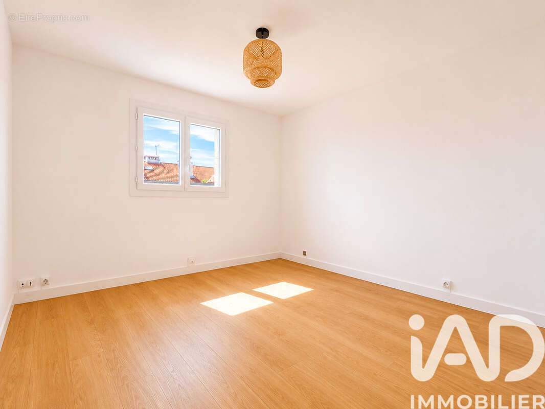 Photo 4 - Appartement à MARSEILLE-12E