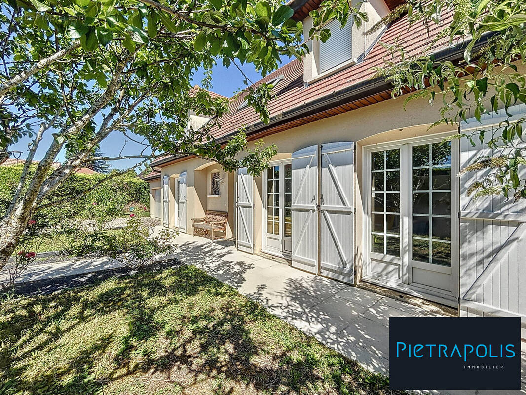 Maison à RUFFEY-LES-ECHIREY