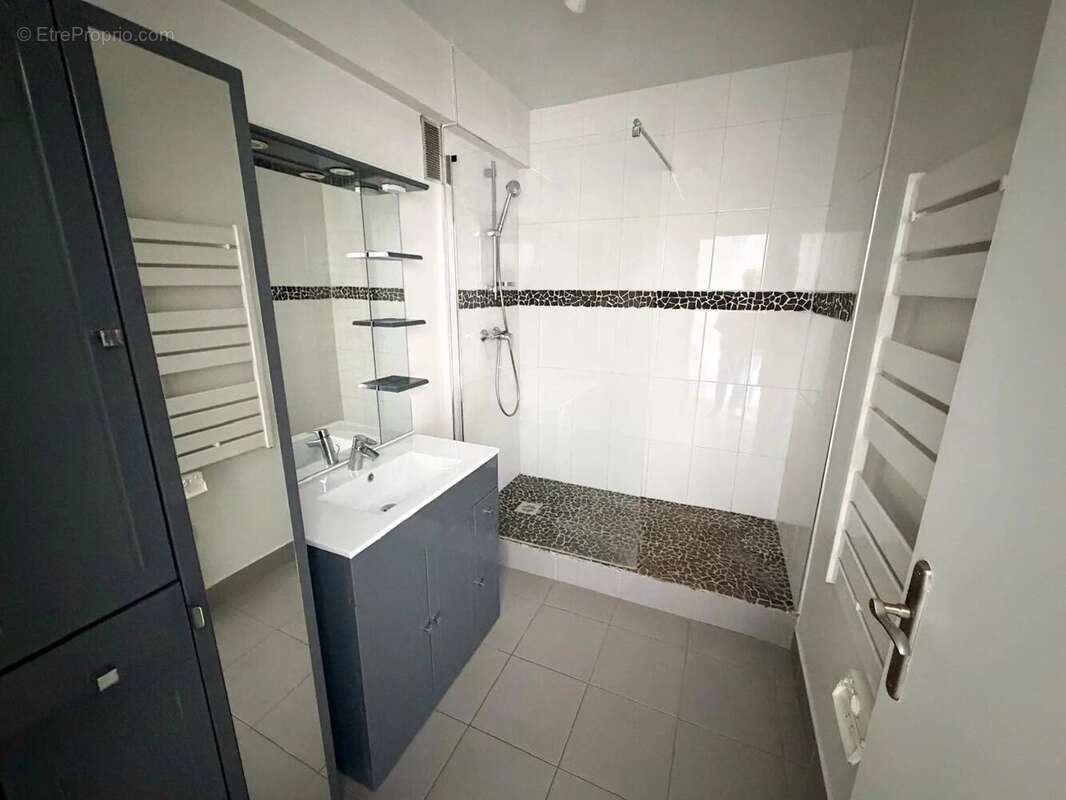Appartement à LE RAINCY