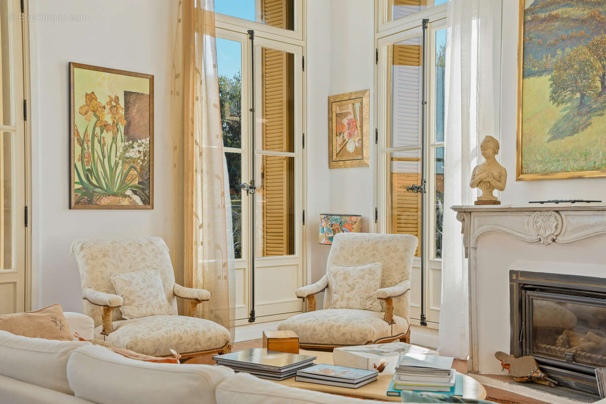 Appartement à HYERES