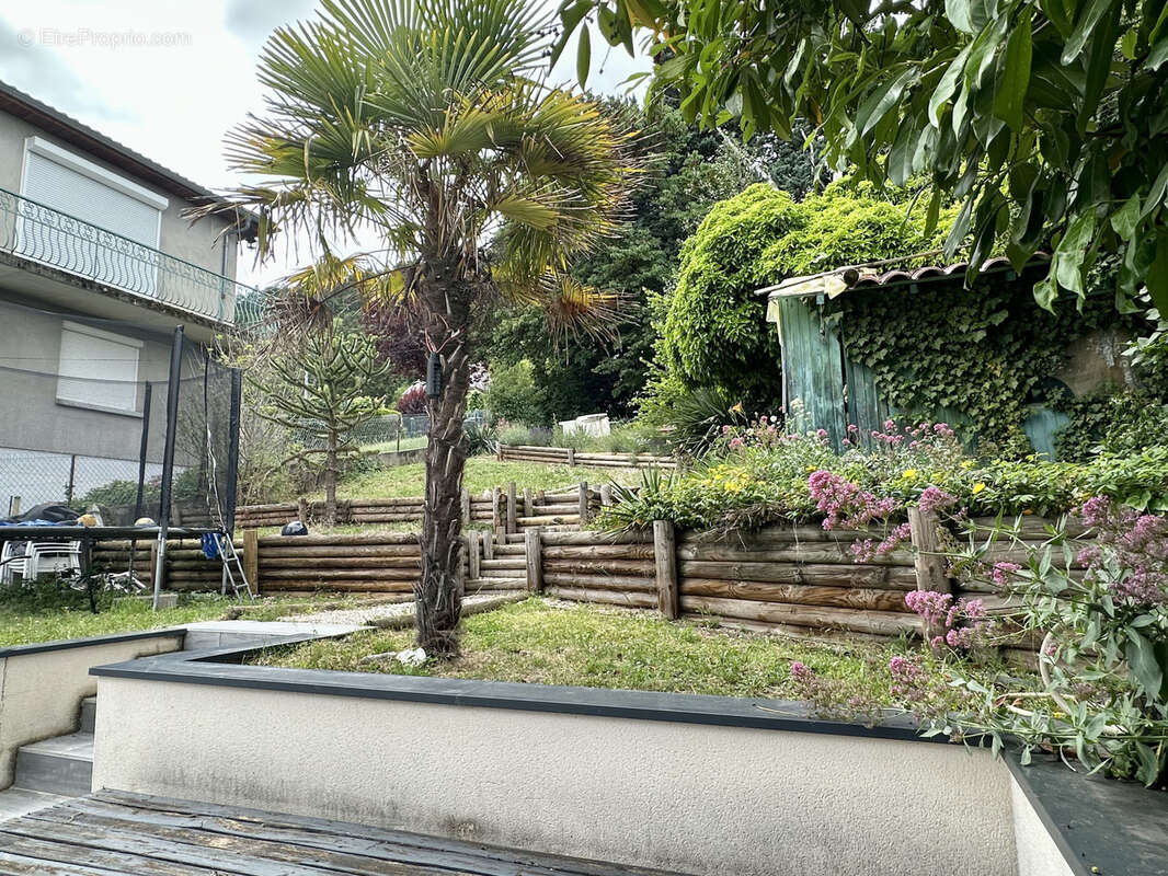 Maison à CEYRAT