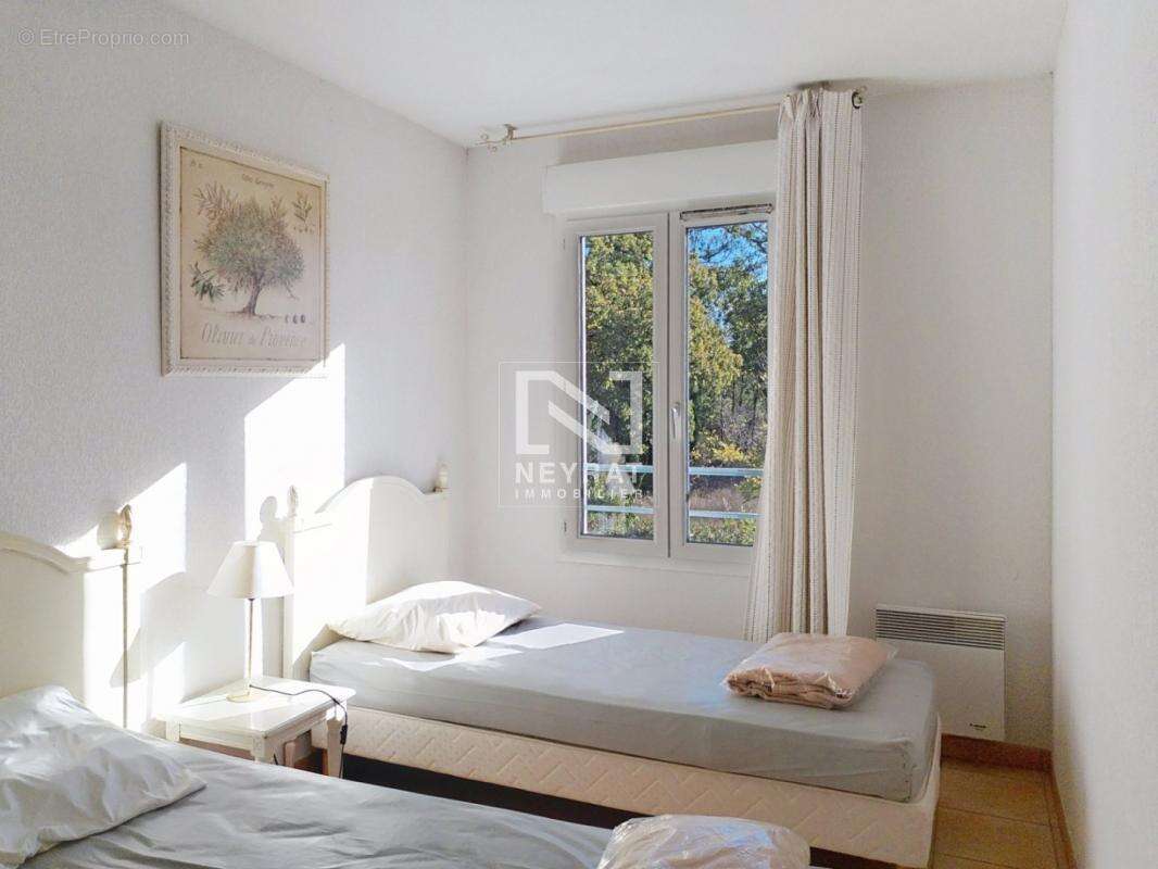 Appartement à MONTAUROUX