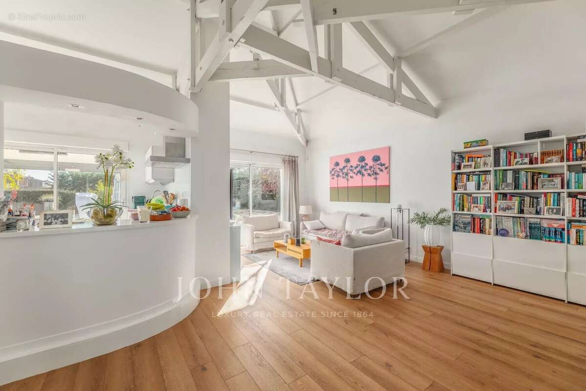 Maison à LE BOUSCAT