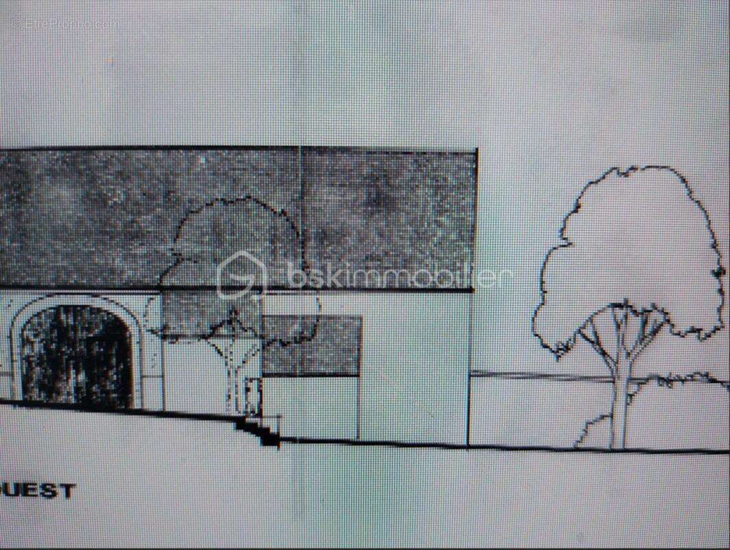 Terrain à MONTIGNY-LENCOUP