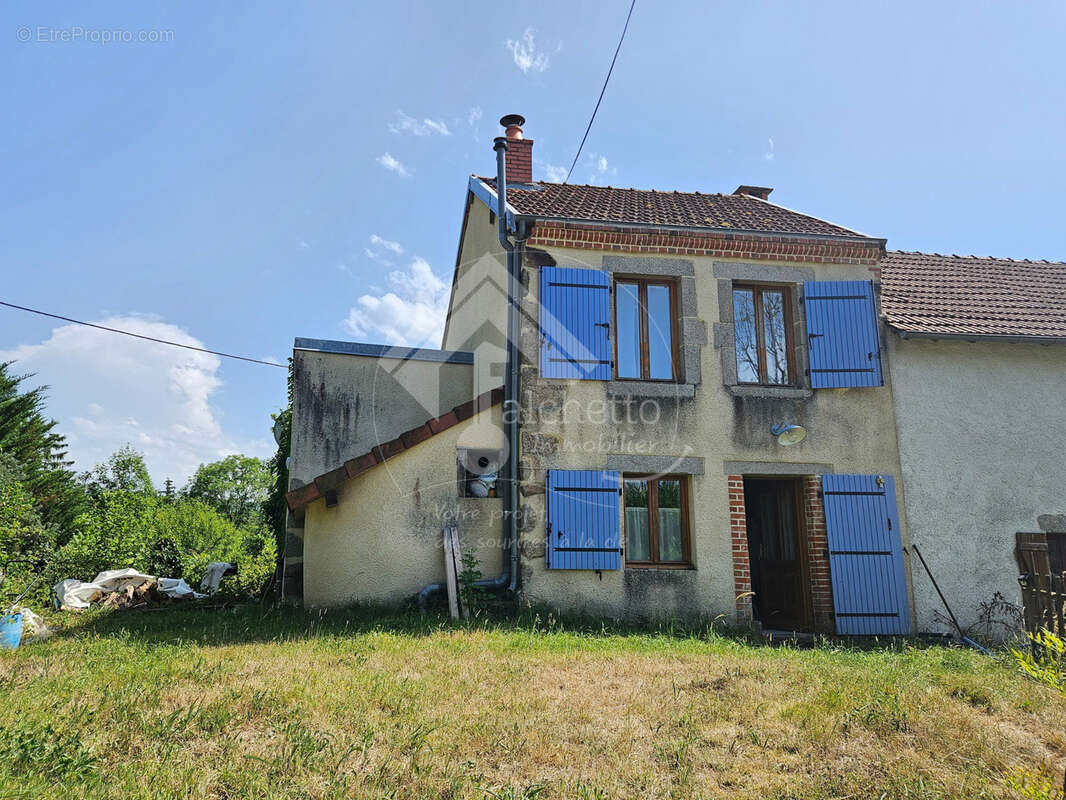 Maison à ARFEUILLES