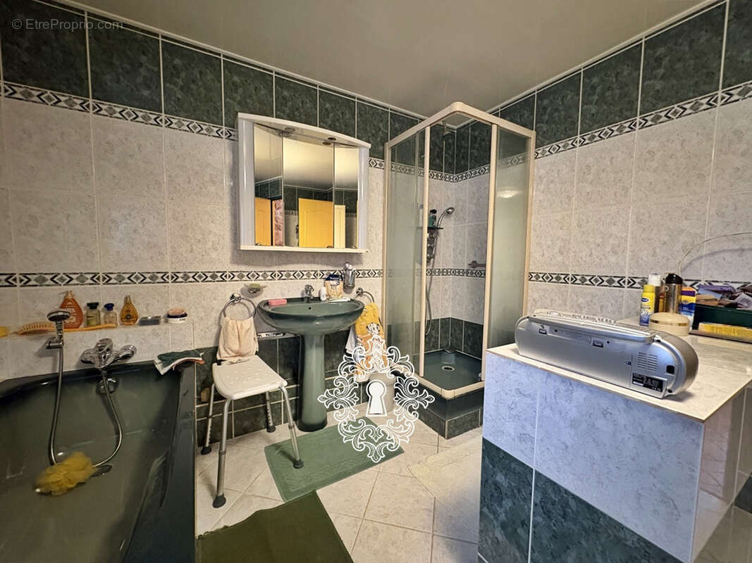 Maison à LONGUEVILLE