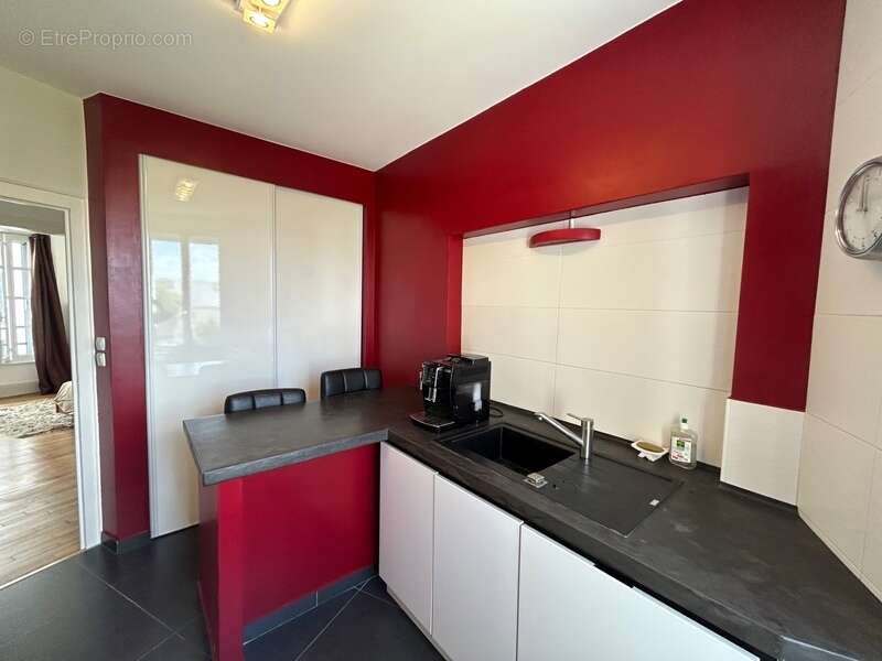 Rare a vannes (56)- centre appartement de charme 107 m²  avec stationnement privatif (56) - photo 10