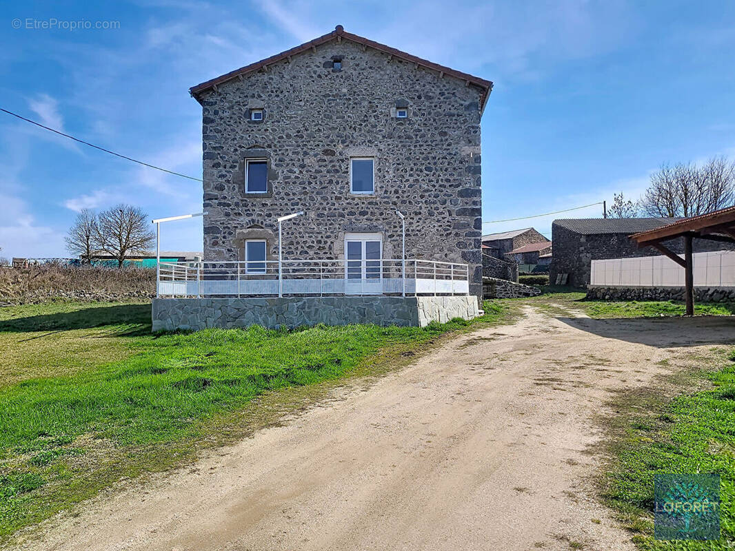 Maison à SAINT-HAON