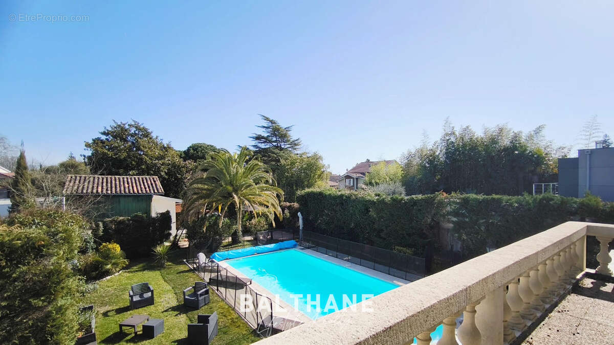 Maison à LE BOUSCAT