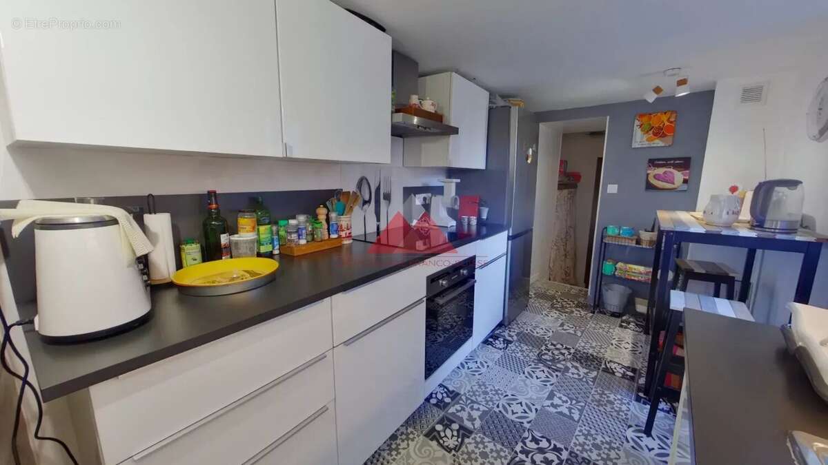Appartement à CLAIRVAUX-LES-LACS