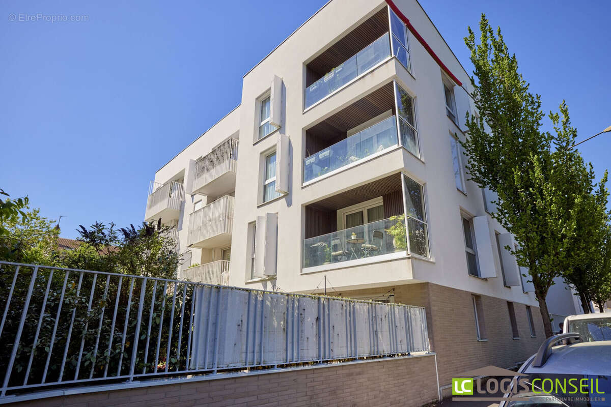 Appartement à BOURG-LA-REINE