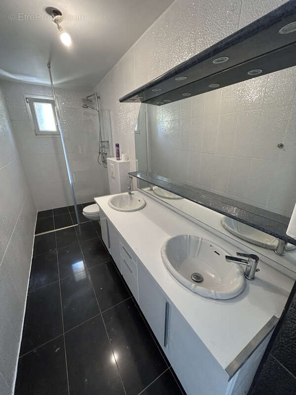 OSTWALD (67540) - Maison 3 pièces de 79m2 habitables et de 95m2 au sol sur un terrain de 1are57. - photo 11