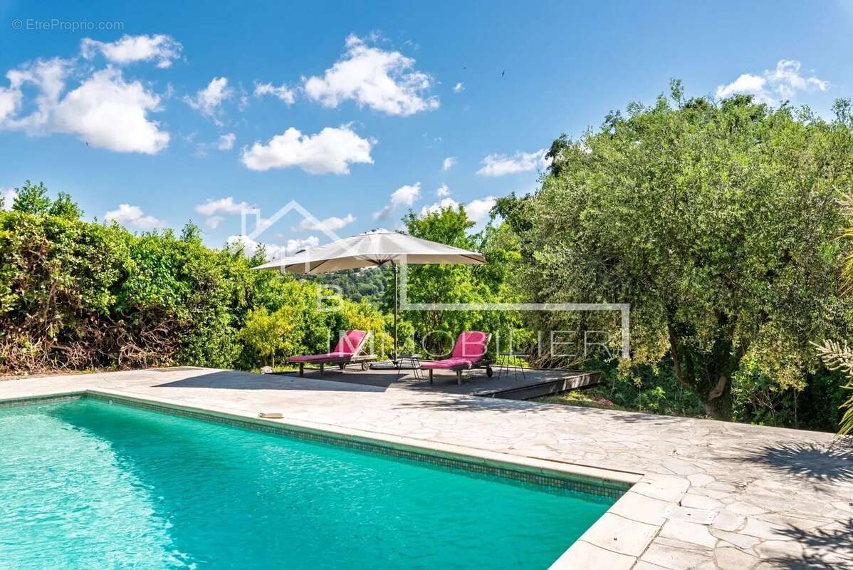 Maison 233 m² à Cagnes-Sur-Mer  - photo 4