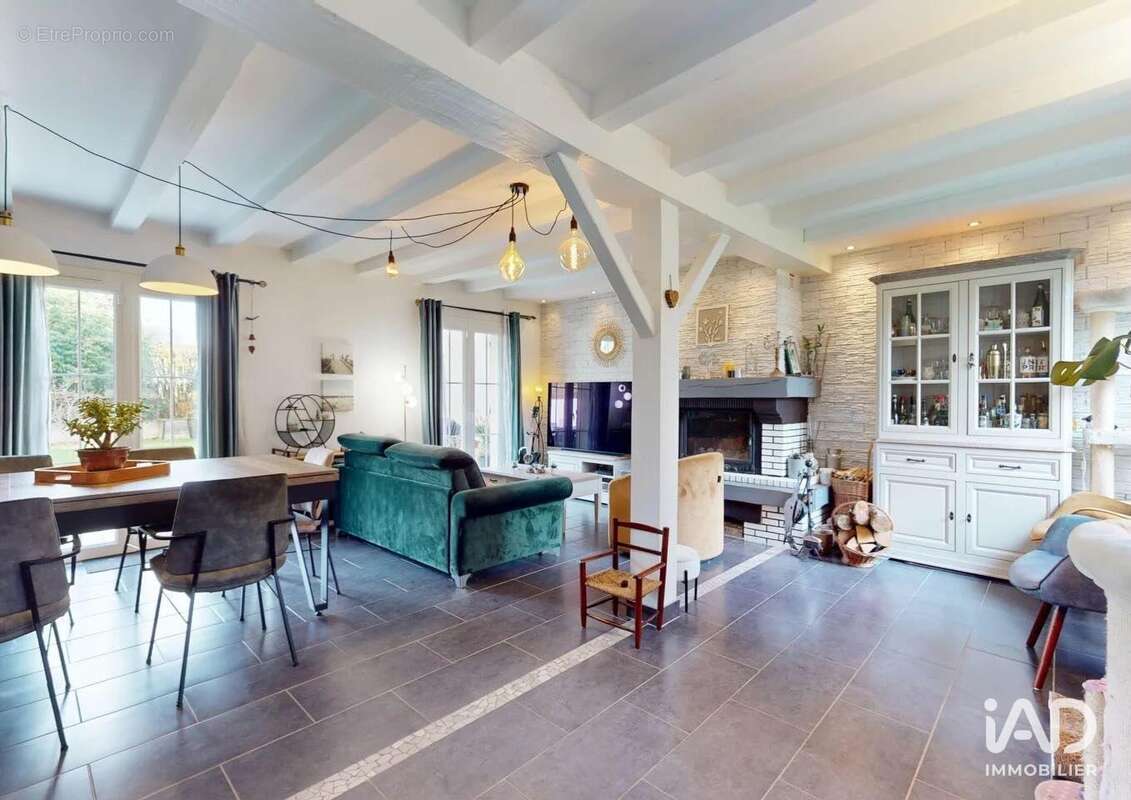 Maison 126 m² à Coubron  - photo 8