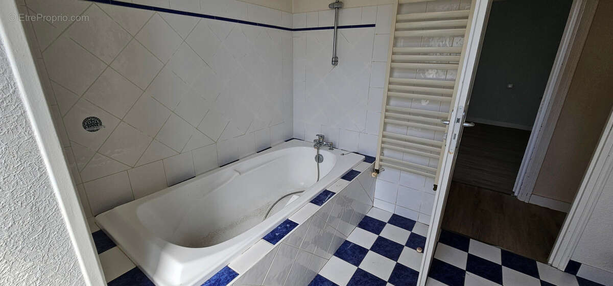 Bâtisse de charme avec 2 logements indépendants - photo 22