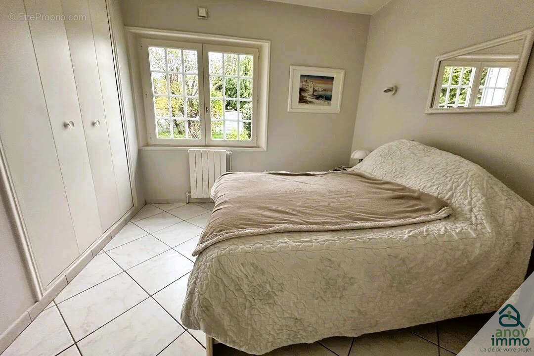 Maison à SAINT-PIERRE-DE-CHANDIEU