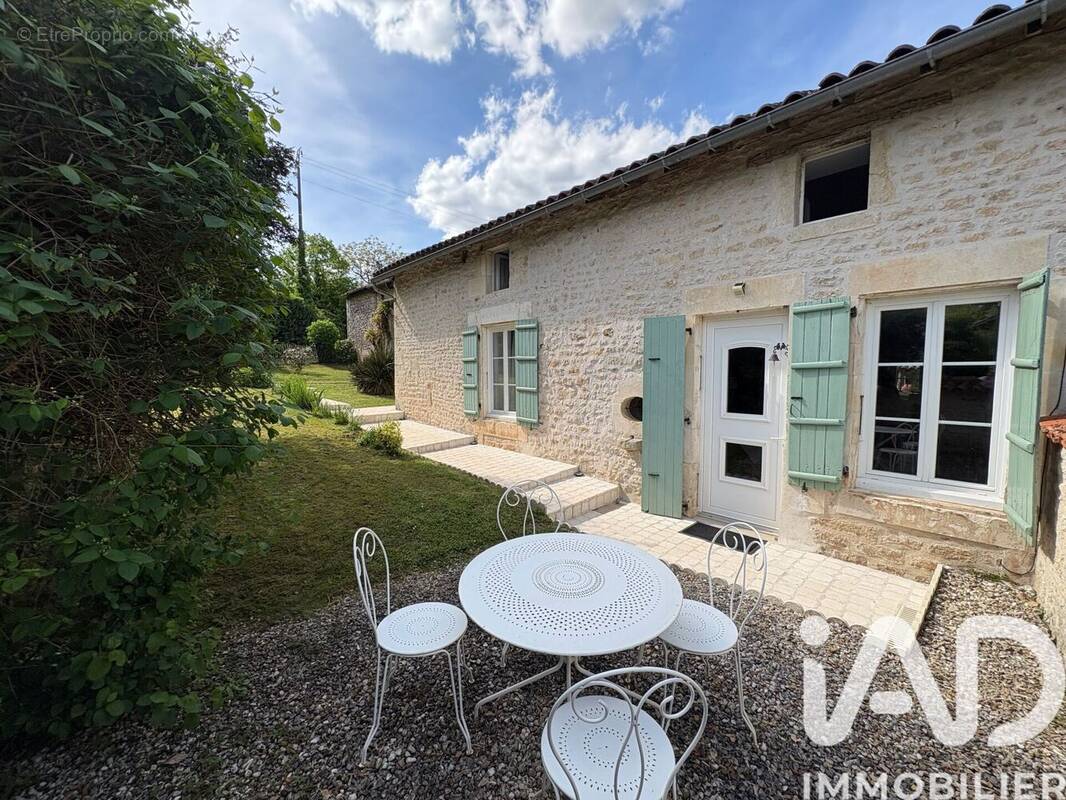Photo 1 - Maison à MONTJEAN