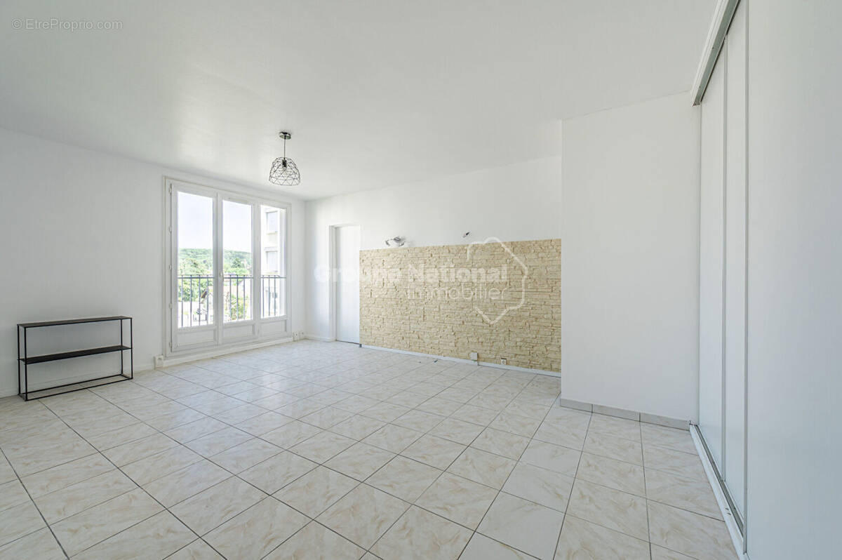 Appartement à TAVERNY