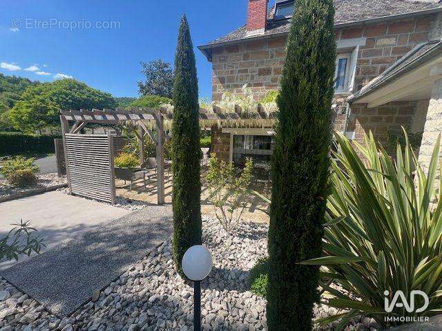 Photo 3 - Commerce à SAINT-VIANCE