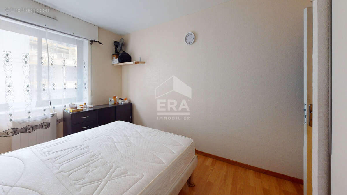 Appartement à PARIS-19E