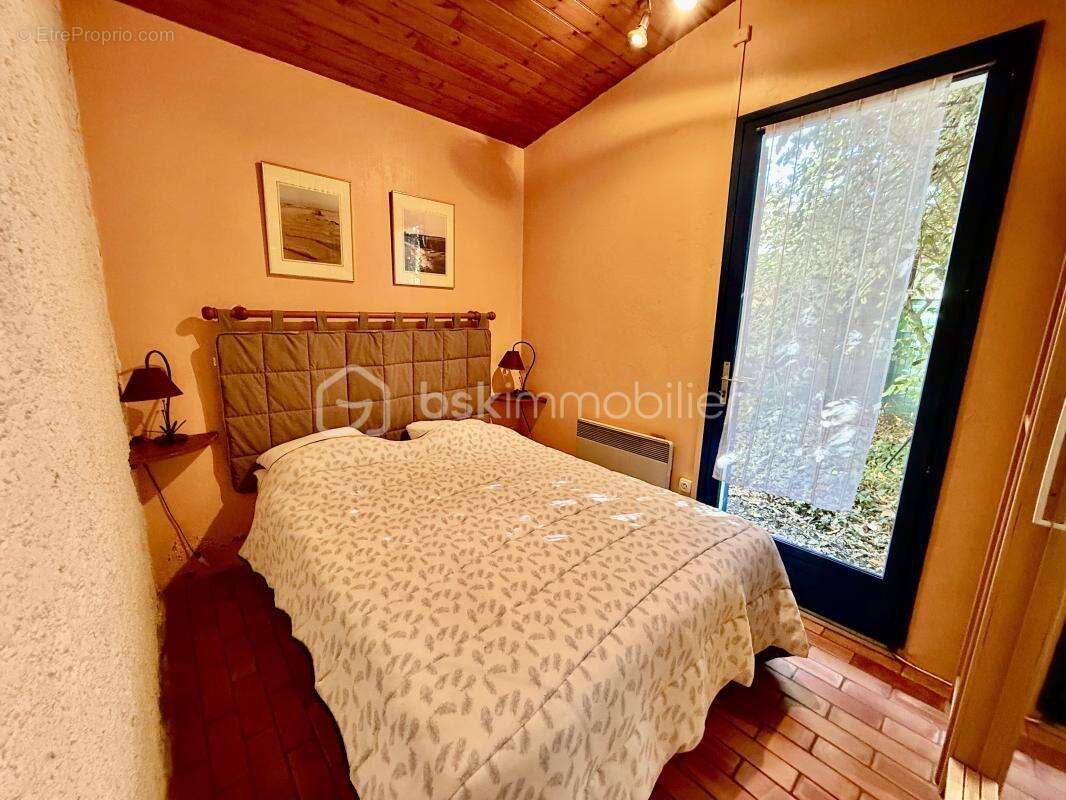 Maison à LES MATHES