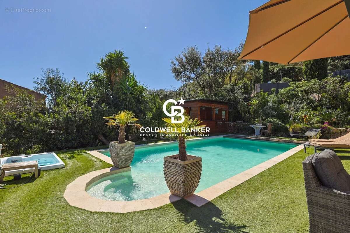 Maison à CAVALAIRE-SUR-MER