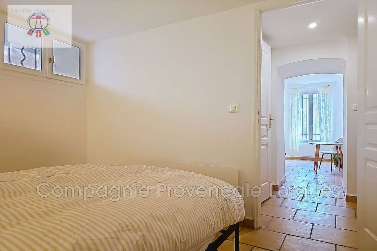 Appartement à LORGUES