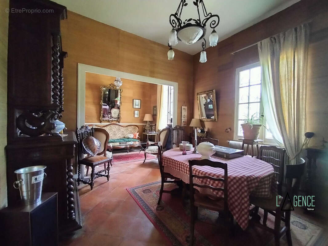 Maison à CUSSAC-FORT-MEDOC