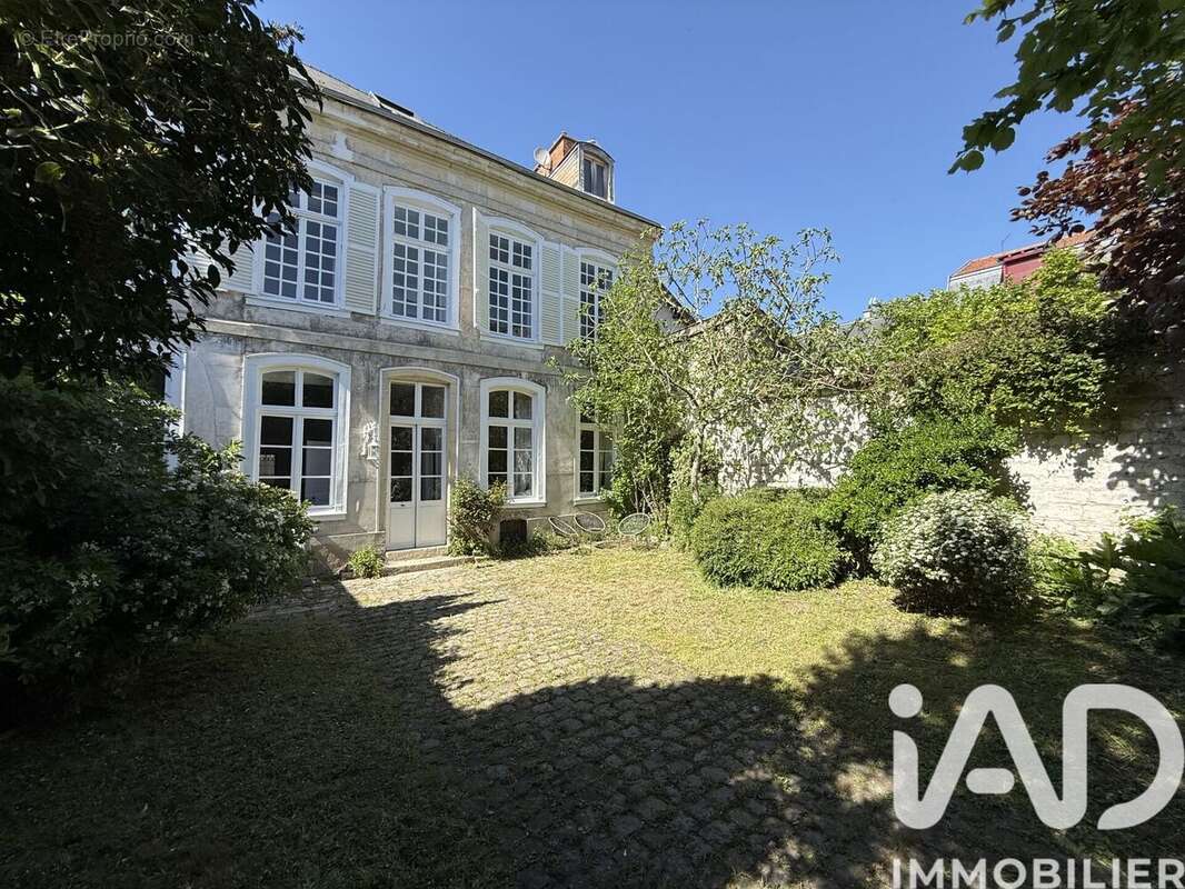 Photo 2 - Maison à REIMS