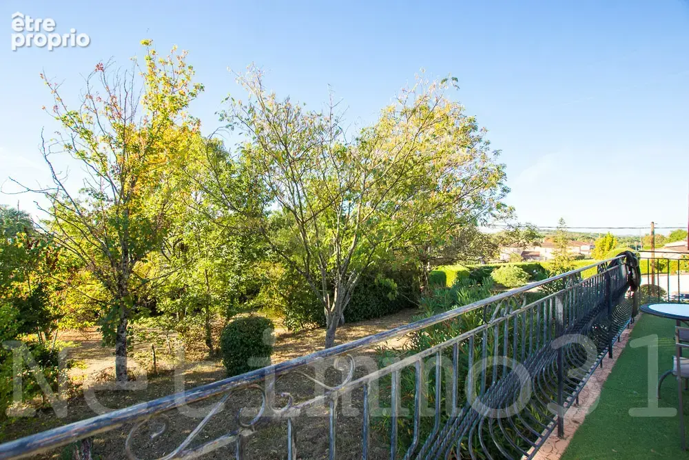 Très belle maison avec sous sol complet et jardin - photo 11