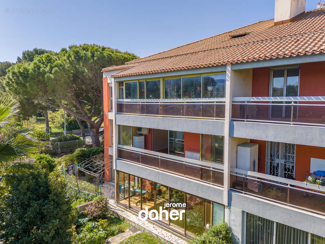 Appartement à MARSEILLE-8E