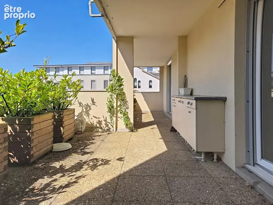 Appartement - 3 Chambres - Terrasse - Balcon - Garage en sus  - Cave - Résidence calme - Proche toutes commodités - photo 9