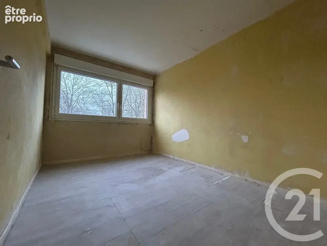 Appartement 3 pièces 57 m² à vendre à Avon (77210) - photo 2