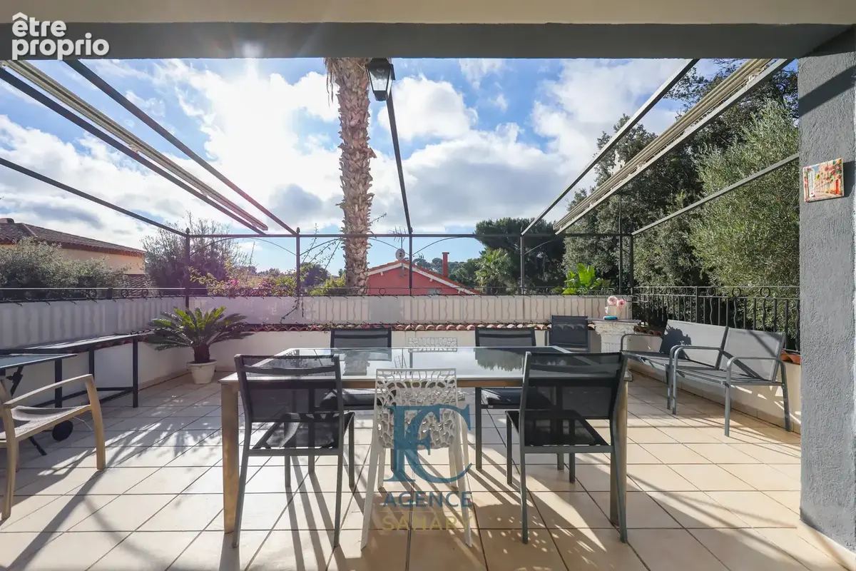 Maison en deux habitations de 145 m2 près de la mer - photo 2