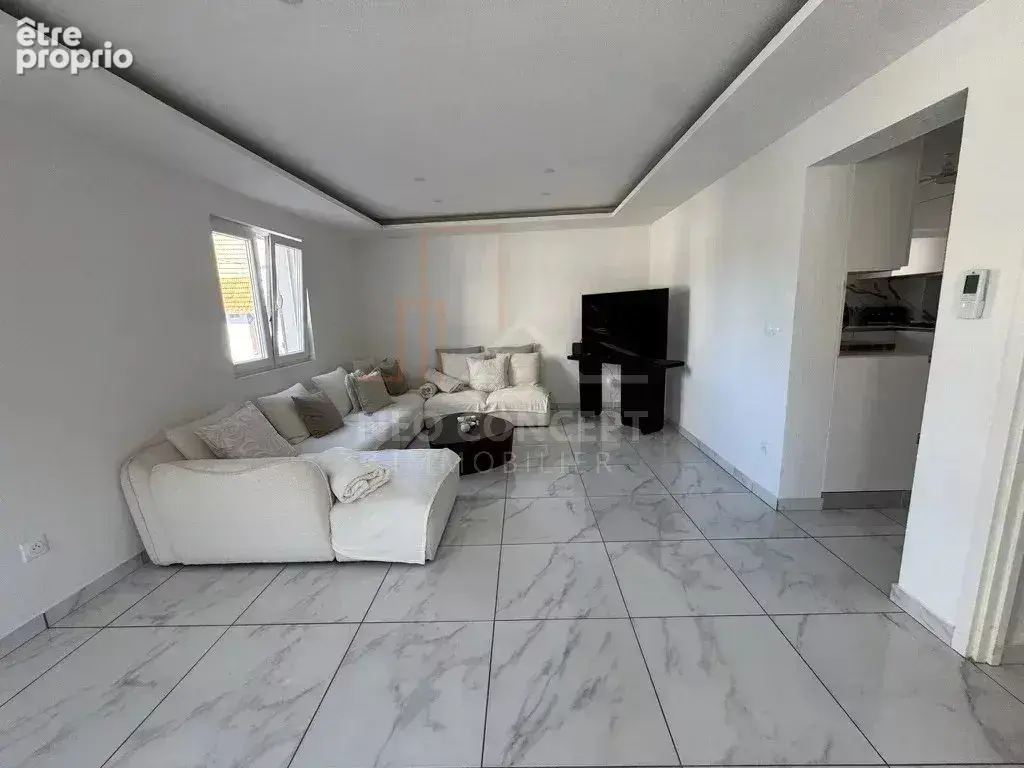 Maison rénovée de 113 m2 à Rountzenheim - photo 4