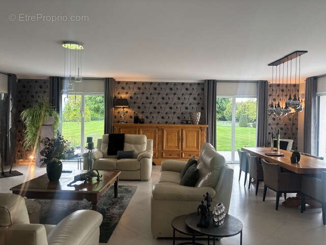 Maison à FONTAINE-NOTRE-DAME