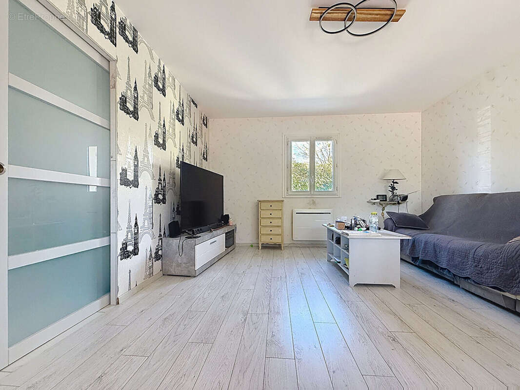 Maison à L'ISLE-D'ABEAU