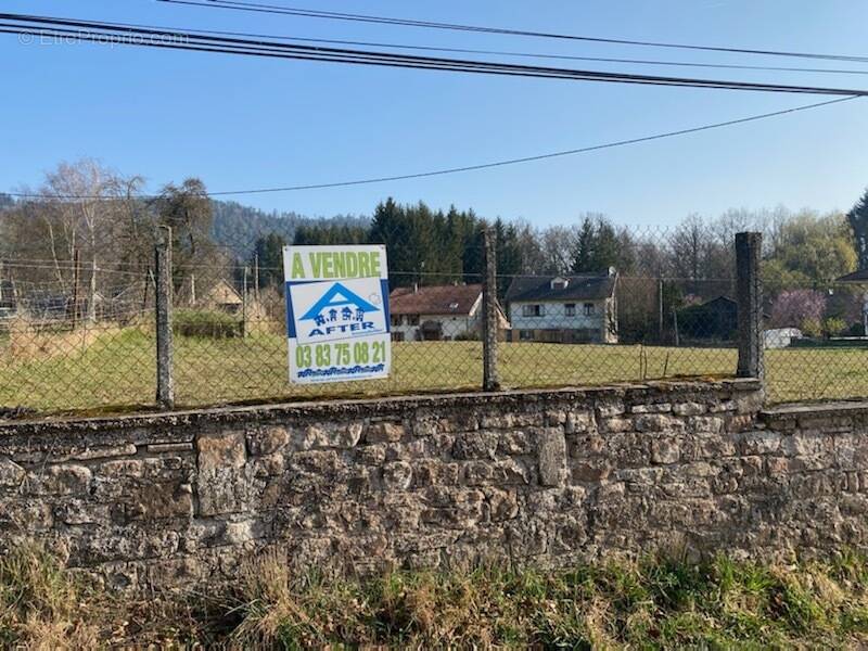 Terrain à ETIVAL-CLAIREFONTAINE
